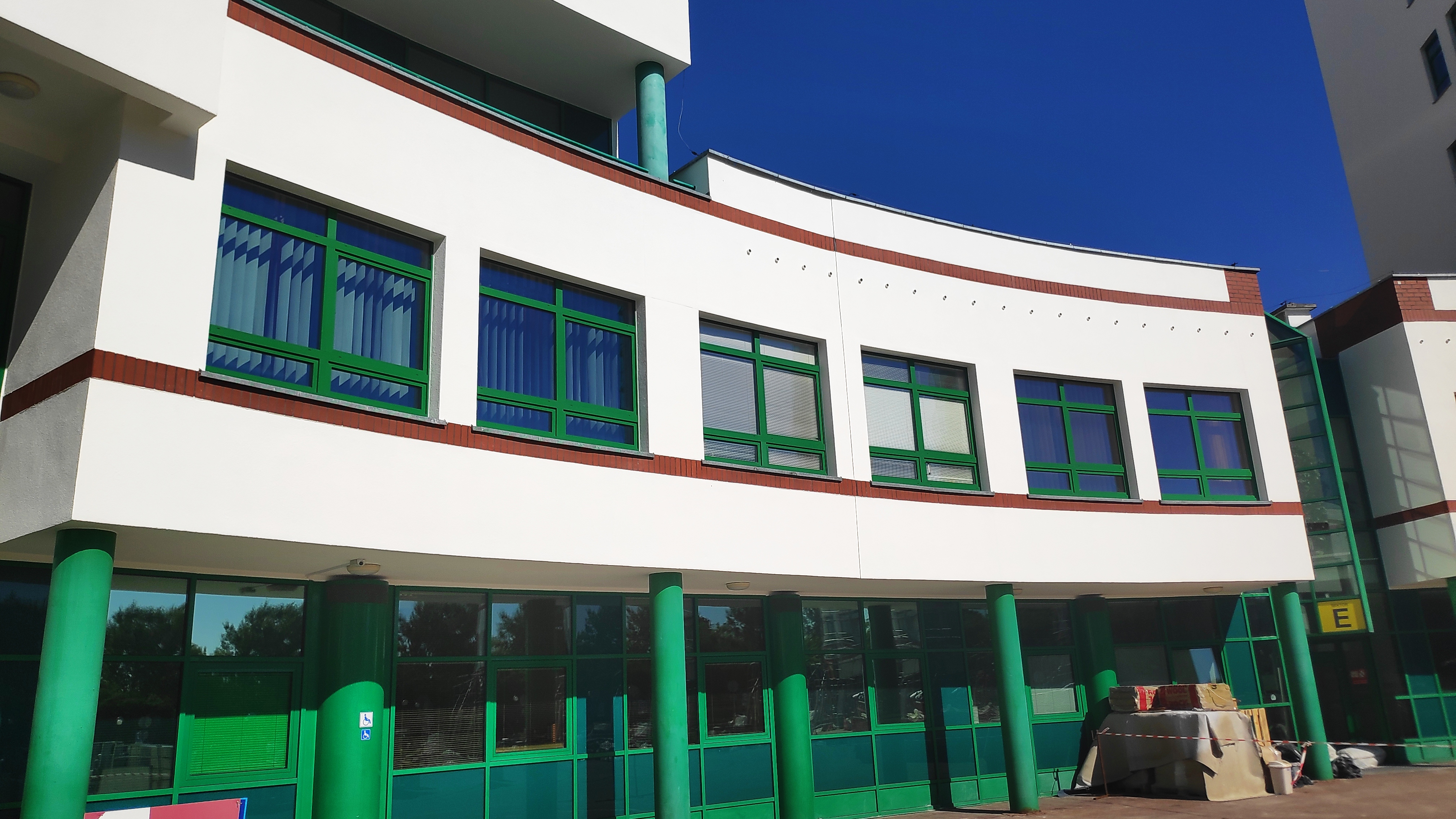 Uczelnia Łazarskiego — modernizacja IzolPlus Adalio